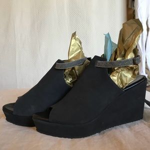 Cordani Fina cut out wedge - size 38